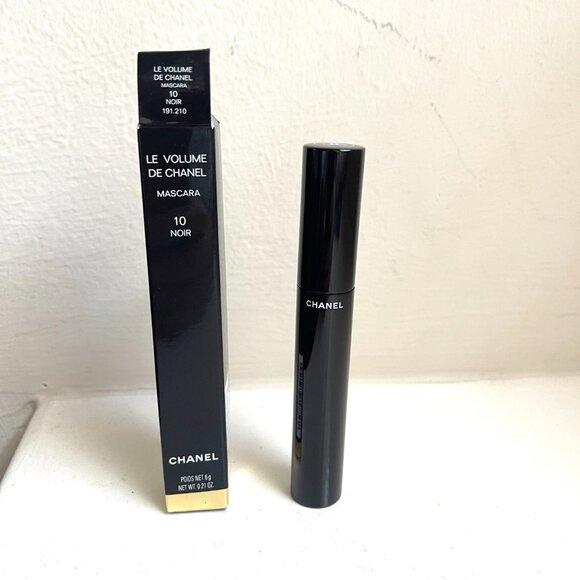 NIB Chanel Le Volume De Chanel Mascara full size - Picture 3 of 9